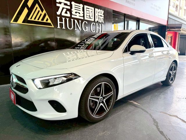 2019年 BENZ A200 1.4 四門 W177  第1張相片