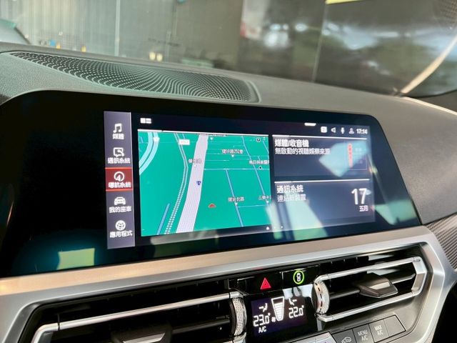 2020年 BMW 320i G20  第15張相片