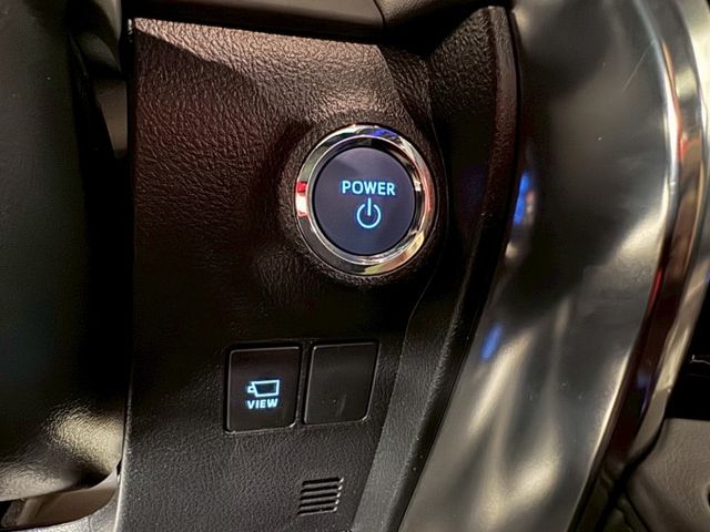 2023年 TOYOTA ALPHARD 2.5 油電 極低里程  第14張相片