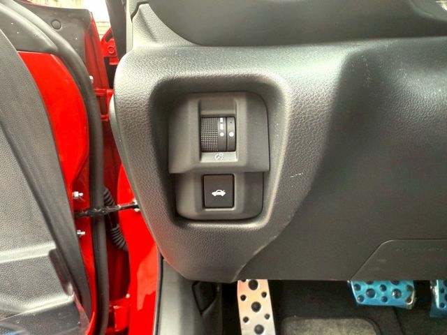 Subaru  BRZ 2.4  第8張相片