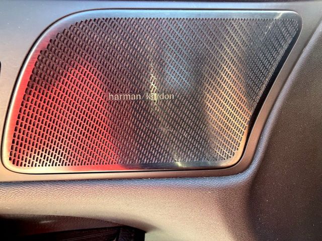 VOLVO V60 B4  第9張相片