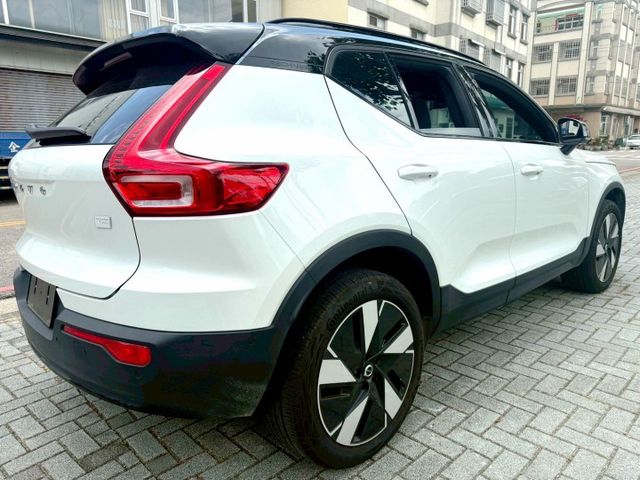 VOLVO XC40  第4張相片