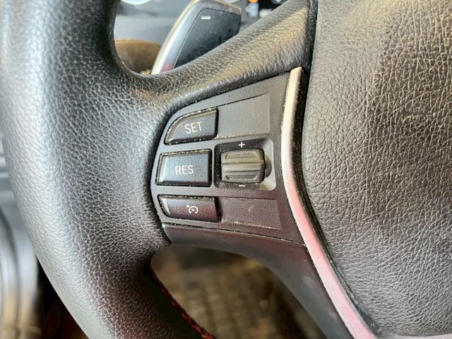 2012 BMW 320i Sport✅德系運動房車，外型俐落有型✅後驅設定，操控靈活穩定  第7張相片