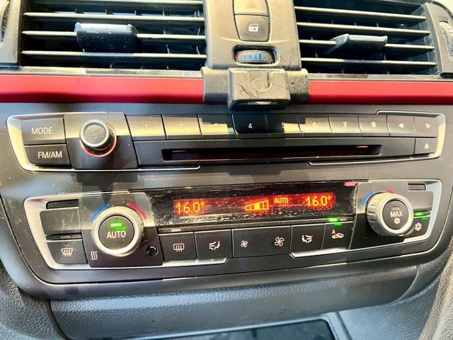 2012 BMW 320i Sport✅德系運動房車，外型俐落有型✅後驅設定，操控靈活穩定  第11張相片