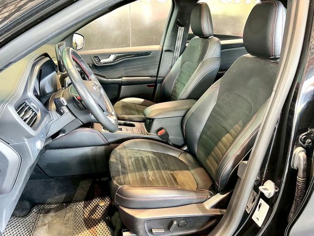 2022 Kuga AWD ST-Line X✅運動化外觀，霸氣十足✅渦輪引擎＋四輪驅動✅ 豪華運運動套件＋完整安全科技  第5張相片