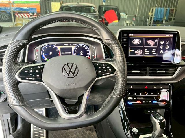 2022 T-Roc 330 R-Line Performance✅2.0動力強勁✅R-Line運動套件✅車況佳  第8張相片
