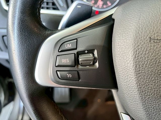 2016 220i✅實用又有質感的MPV，空間靈活運用✅引擎順暢省油，駕馭依然保有 BMW 操控手感✅配備齊全、乘坐舒適  第9張相片