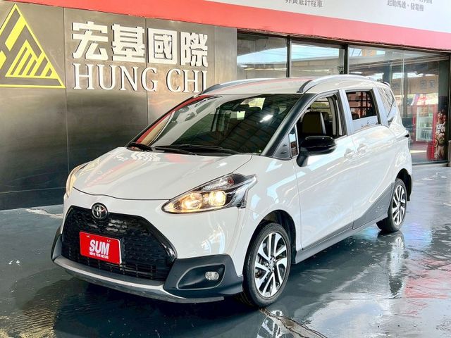 2022 Sienta 5人座豪華 ✅實用型MPV，外型活潑好停好開✅省油順暢，通勤代步超輕鬆✅配備齊全，空間靈活好運用  第1張相片