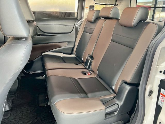 2022 Sienta 5人座豪華 ✅實用型MPV，外型活潑好停好開✅省油順暢，通勤代步超輕鬆✅配備齊全，空間靈活好運用  第6張相片