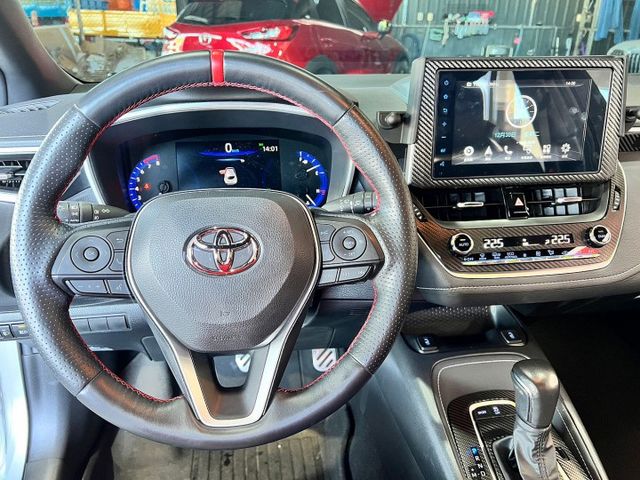 2022 Corolla Sport 旗艦版 ✅運動化外型，質感動感兼具✅加速順暢，操控靈活✅旗艦版配備，安全與舒適兼具  第7張相片