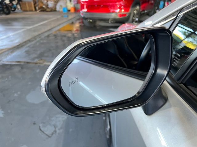 2022 Corolla Sport 旗艦版 ✅運動化外型，質感動感兼具✅加速順暢，操控靈活✅旗艦版配備，安全與舒適兼具  第18張相片