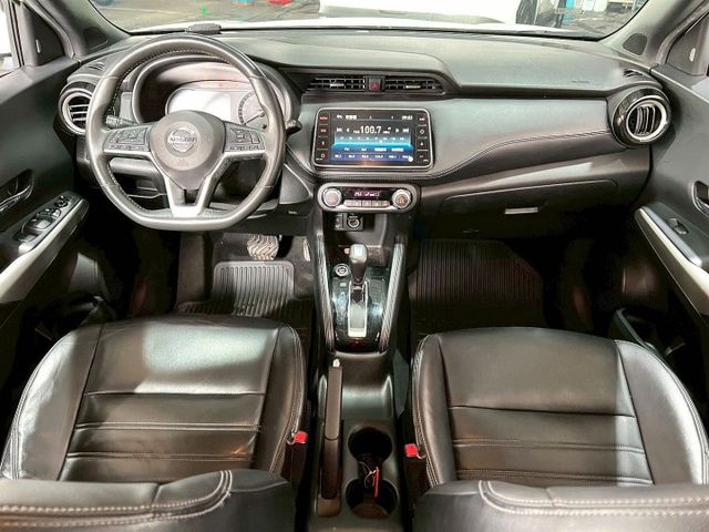 2022 KICKS 智行旗艦版✅都會跨界休旅，外型年輕有型✅引擎省油耐用，日常代步輕鬆✅智行旗艦版配備豐富，安全更升級  第4張相片