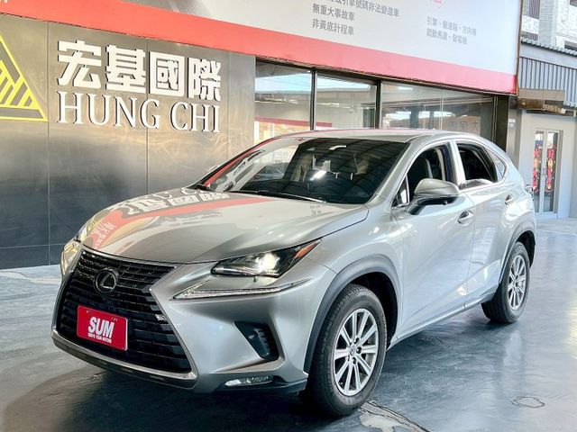 2019 NX200 菁英Plus版✅豪華休旅房車，質感時尚✅引擎順暢安靜、乘坐舒適✅菁英Plus配備齊全，安全又便利  第1張相片