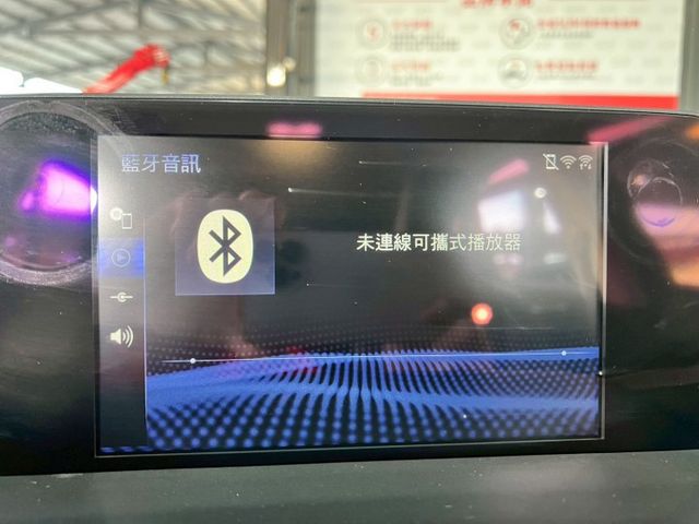 2019 NX200 菁英Plus版✅豪華休旅房車，質感時尚✅引擎順暢安靜、乘坐舒適✅菁英Plus配備齊全，安全又便利  第18張相片