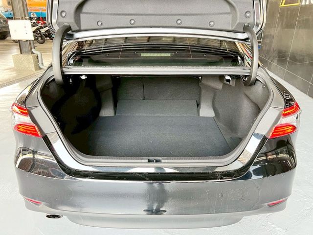 2022 Toyota Camry 2.5 Hybrid旗艦  第3張相片