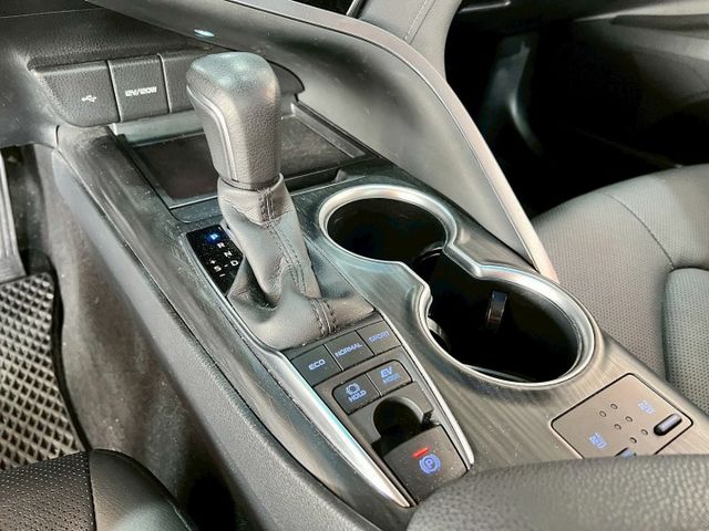 2022 Toyota Camry 2.5 Hybrid旗艦  第12張相片