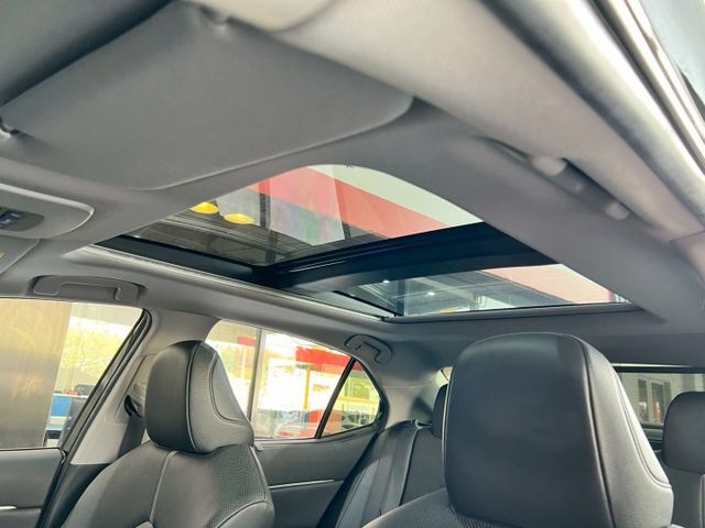 2022 Toyota Camry 2.5 Hybrid旗艦  第16張相片