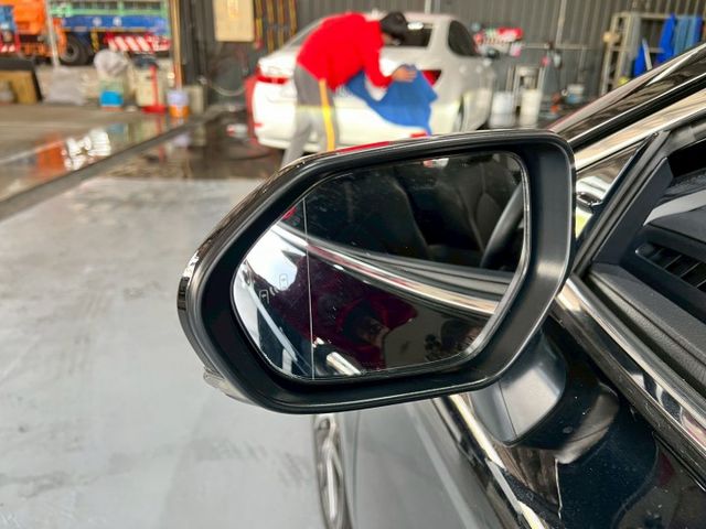 2022 Toyota Camry 2.5 Hybrid旗艦  第18張相片