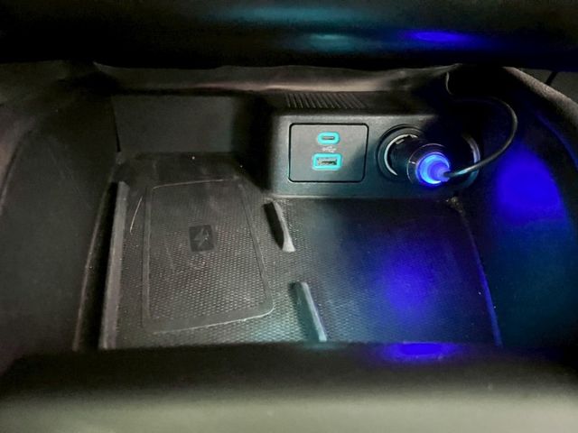 2022 Ford Kuga EcoBoost 250 AWD ST-Line  第14張相片
