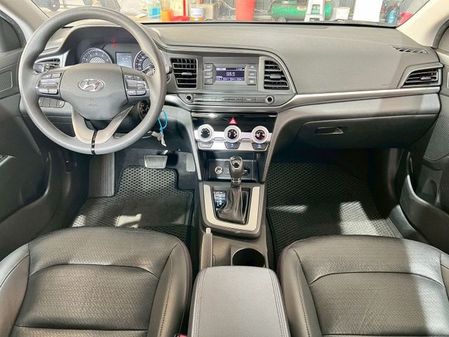 2022 Hyundai Elantra 經典型  第4張相片
