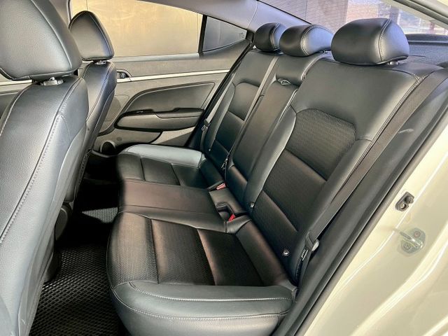 2022 Hyundai Elantra 經典型  第6張相片