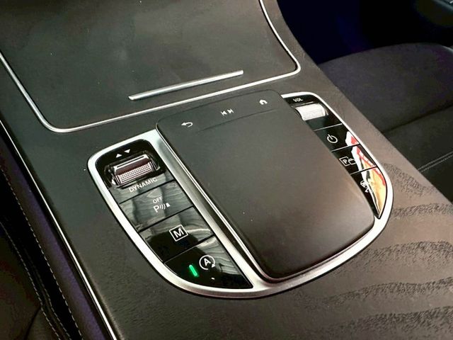 2020 M-Benz GLC Coupe GLC300 4MATIC  第13張相片