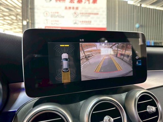 2020 M-Benz GLC Coupe GLC300 4MATIC  第15張相片