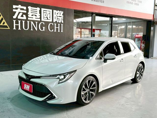 旗艦影音版 原鈑件/換檔撥片/倒車顯影/免鑰/盲點偵測/ACC/抬頭顯示/電動座椅/恆溫空調/雙前電熱椅/CarPlay  第1張相片