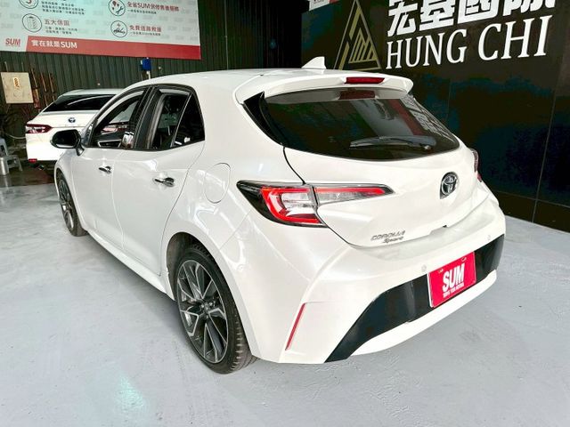 旗艦影音版 原鈑件/換檔撥片/倒車顯影/免鑰/盲點偵測/ACC/抬頭顯示/電動座椅/恆溫空調/雙前電熱椅/CarPlay  第2張相片