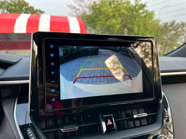 旗艦影音版 原鈑件/換檔撥片/倒車顯影/免鑰/盲點偵測/ACC/抬頭顯示/電動座椅/恆溫空調/雙前電熱椅/CarPlay  第14張相片