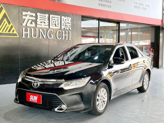 2019 Camry 雅緻 2.0 原鈑件/倒車顯影/恆溫空調/後座出風口/胎壓監控/抬頭顯示器  第1張相片