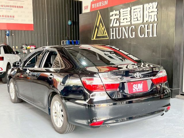 2019 Camry 雅緻 2.0 原鈑件/倒車顯影/恆溫空調/後座出風口/胎壓監控/抬頭顯示器  第2張相片