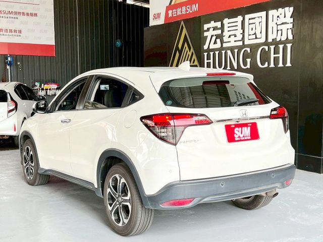2019 HRV S版 里程實跑/原鈑件/定速/換檔撥片/電子手煞/倒車顯影/免KEY/恆溫空調/感應頭燈/LED頭燈  第2張相片