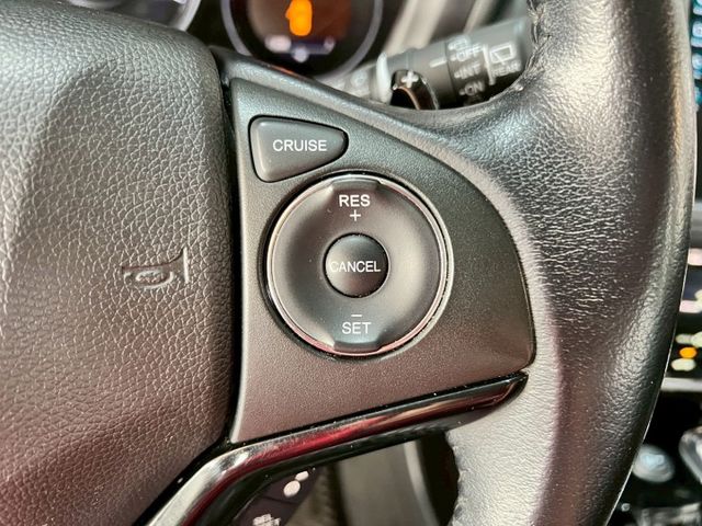 2019 HRV S版 里程實跑/原鈑件/定速/換檔撥片/電子手煞/倒車顯影/免KEY/恆溫空調/感應頭燈/LED頭燈  第9張相片