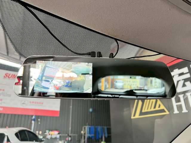 2019 HRV S版 里程實跑/原鈑件/定速/換檔撥片/電子手煞/倒車顯影/免KEY/恆溫空調/感應頭燈/LED頭燈  第16張相片