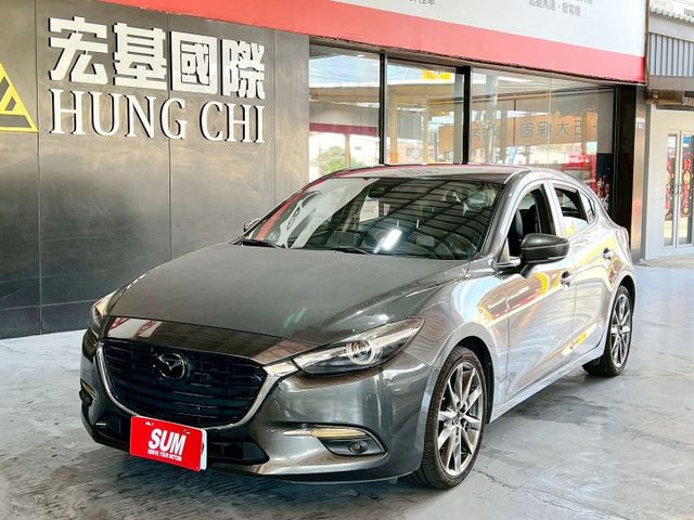 馬3 5D 旗艦型 感應式雨刷/換檔撥片/導航/倒車顯影/免KEY/ACC跟車/抬顯/ 恆溫空調/電動座椅/感應頭燈  第1張相片