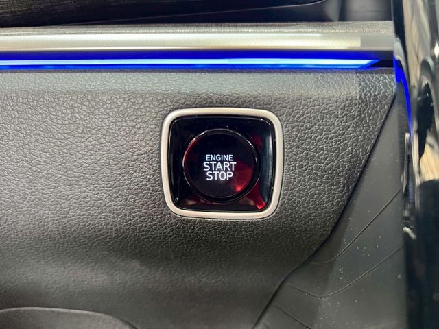 GLT-B 原廠保固中  ACC/360環景/免KEY/盲點/恆溫空調/電動座椅/感應頭燈/電動尾門/電動滑門/全景天窗  第12張相片