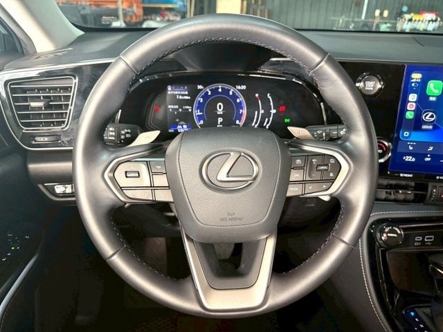 頂級豪華版 原鈑件/感應式雨刷/換檔撥片/倒車顯影/免KEY/盲點偵測/ACC/恆溫空調/電動座椅/感應頭燈/電動尾門  第8張相片