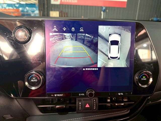 頂級豪華版 原鈑件/感應式雨刷/換檔撥片/倒車顯影/免KEY/盲點偵測/ACC/恆溫空調/電動座椅/感應頭燈/電動尾門  第16張相片