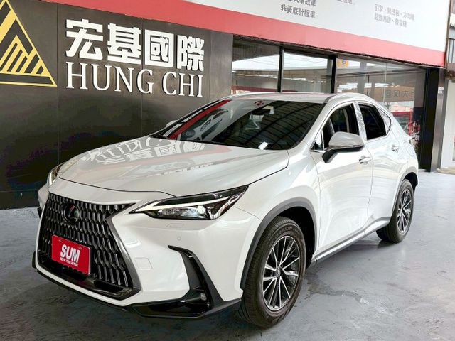 NX200 菁英版 原鈑件/感應式雨刷/ 換檔撥片/倒車顯影/免KEY/盲點偵測/ACC/恆溫空調/光感應頭燈  第1張相片