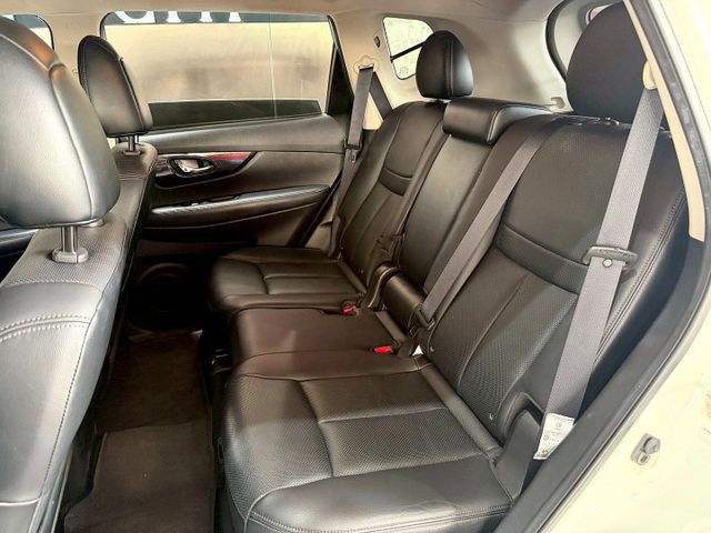 X-Trail 智行版 原鈑件/ACC跟車/盲點偵測/免KEY/360環景/恆溫空調/感應頭燈/電動尾門/CarPlay  第7張相片