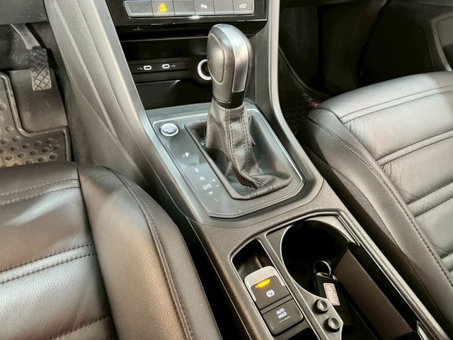 280 TSI Life 感應式雨刷/倒車顯影/免KEY/盲點偵測/ACC/恆溫空調/電動座椅/光感應頭燈/電動尾門  第12張相片