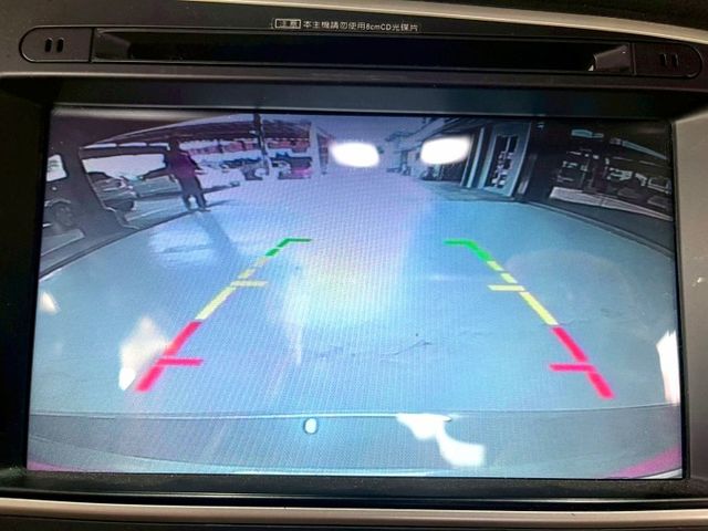 尊貴型 安卓機/倒車顯影/後座出風口/光感應頭燈/胎壓監控/藍牙  第14張相片