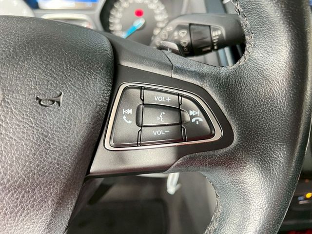 定速/感應式雨刷/換檔撥片/倒車顯影/衛星導航/光感應頭燈  第9張相片