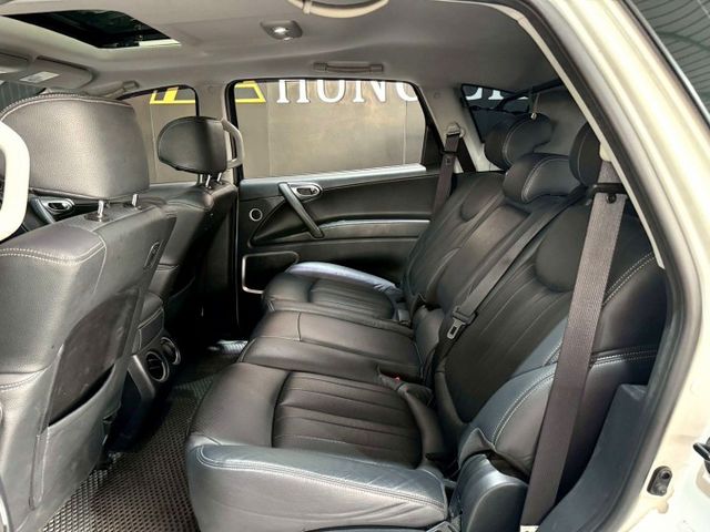 U7 旗艦型 定速/360環景/免KEY/恆溫空調/電動座椅/感應頭燈/	天窗/電動尾門  第7張相片