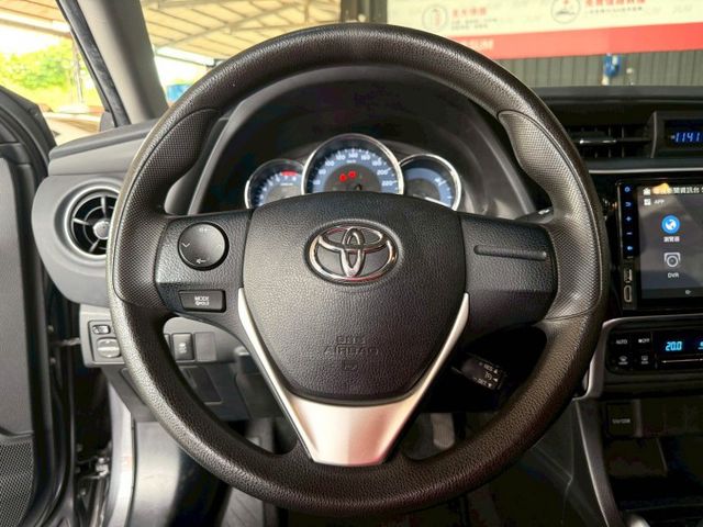 ALTIS 豪華版 定速/倒車顯影/免KEY/抬頭顯示器/	恆溫空調/藍牙通訊/胎壓監控  第7張相片