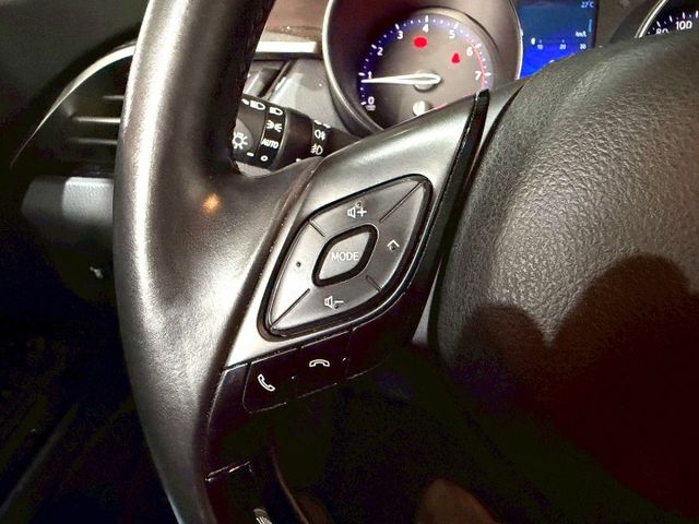 豪華型 定速/感應式雨刷/倒車顯影/免KEY/恆溫空調/光感應頭燈/LED頭燈/胎壓監控  第8張相片