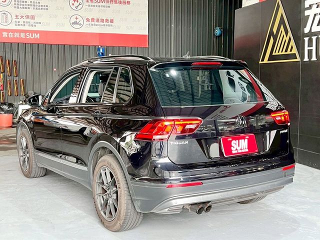 原鈑件/感應式雨刷/倒車顯影/免KEY/ACC跟車/電動座椅/恆溫空調/感應頭燈/電動尾門  第2張相片