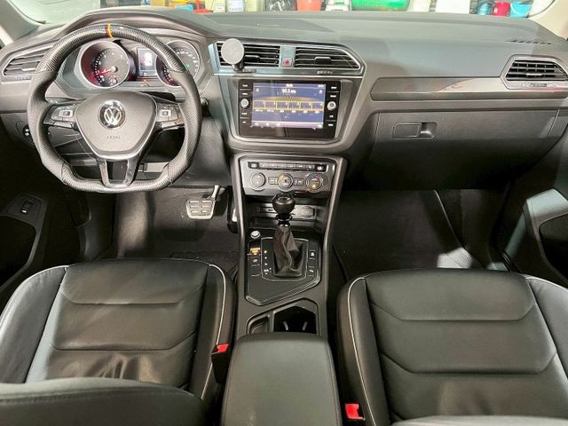 原鈑件/感應式雨刷/倒車顯影/免KEY/ACC跟車/電動座椅/恆溫空調/感應頭燈/電動尾門  第5張相片