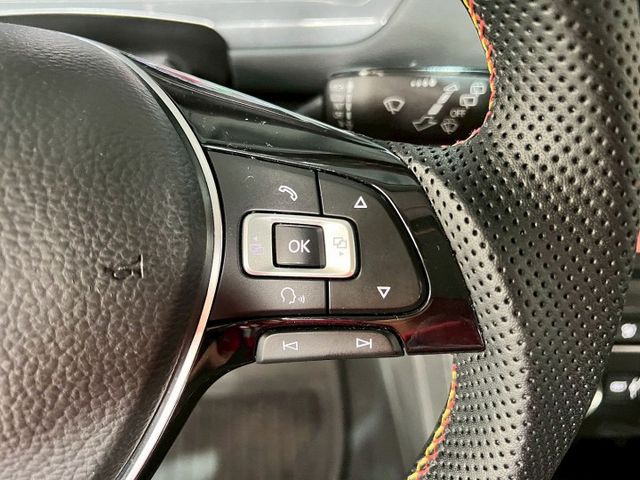 原鈑件/感應式雨刷/倒車顯影/免KEY/ACC跟車/電動座椅/恆溫空調/感應頭燈/電動尾門  第10張相片